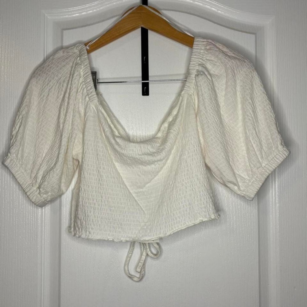 White Roxy tie front crop top - Picture 3 of 5